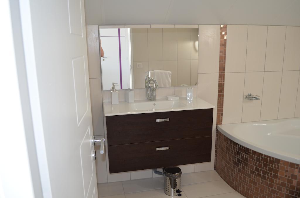 La Petite Ecole Bed & Breakfast Marciac Ruang foto